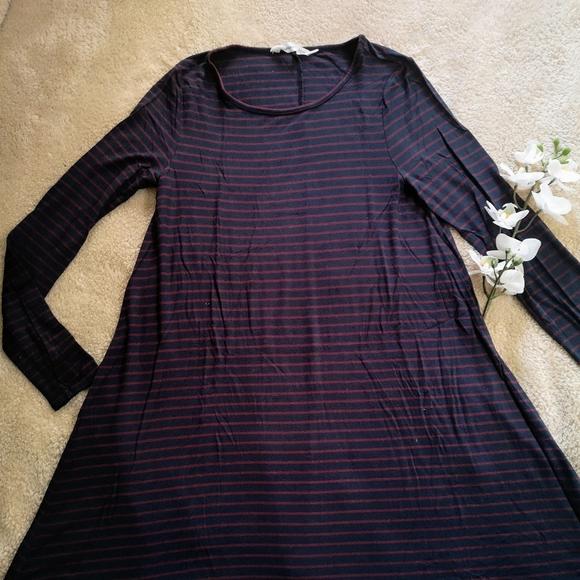 🎉SALE 2/$25🎉 - Picture 2 of 4